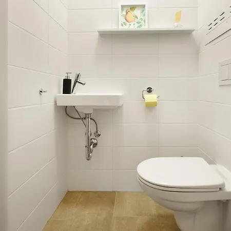 - Alm A5 By Aa Homes Apartment